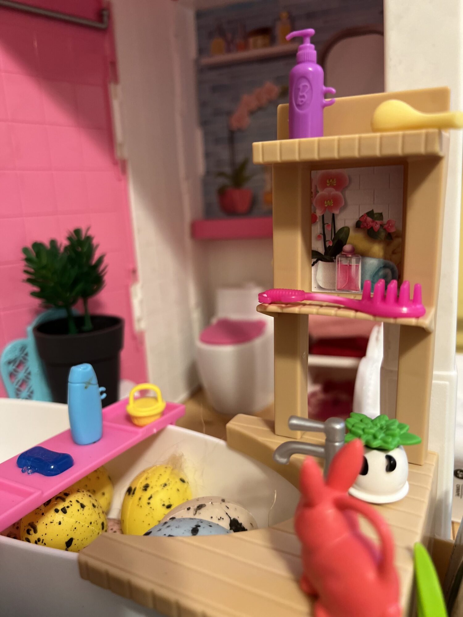 Barbie Dream house sewing set closet seamstress how to decorate playroom doll