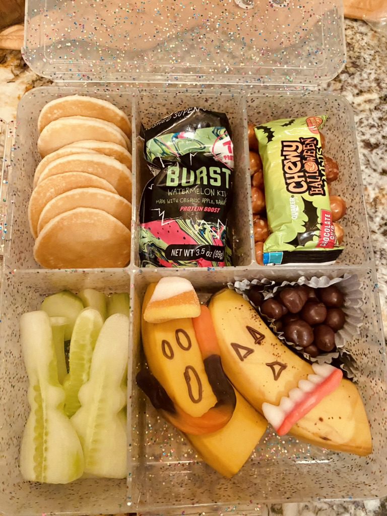 Halloween Themed Bento Lunch - Grace, Giggles and Naptime