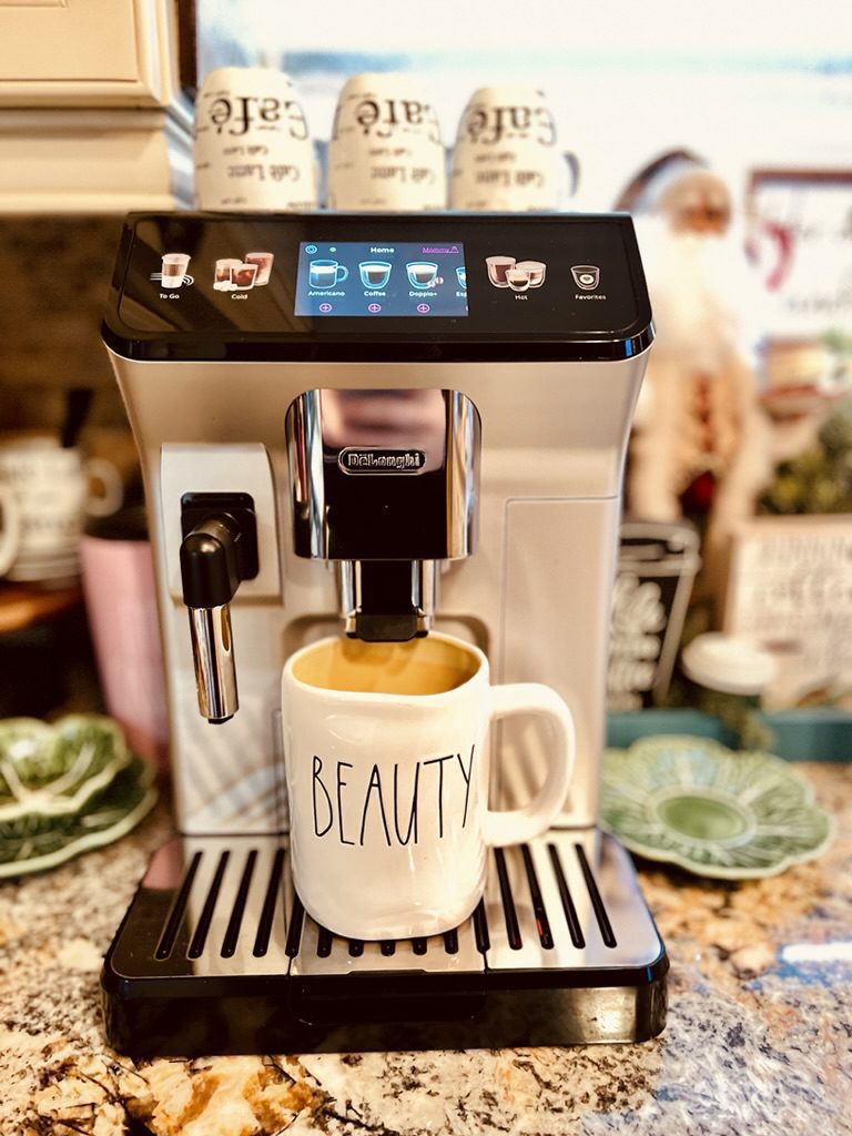 De'Longhi Eletta Explore Automatic Espresso Coffee Maker Rae Dunn Princess mug Beauty