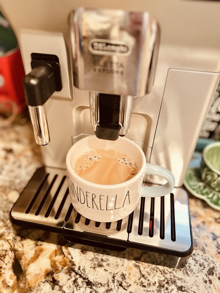 Meet the Best Coffee Maker I can’t Live Without!